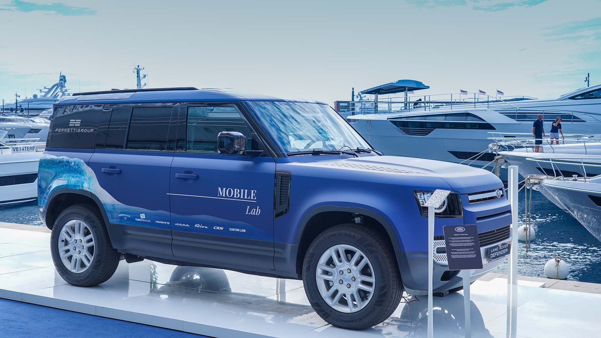 Ferretti Group Mobile Lab - Land Rover Defender forWorks | Land Rover IT Ferretti Group Mobile Lab - Land Rover Defender forWorks | Land Rover IT